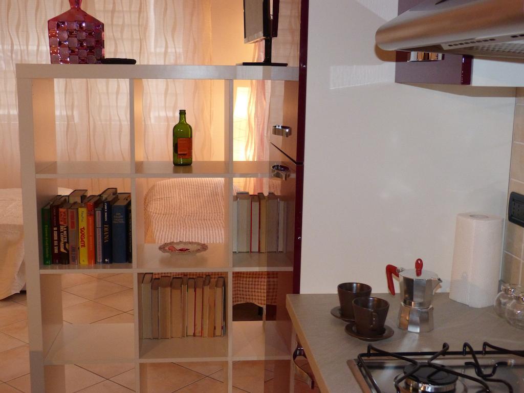 Residenza Ugo Bassi Bolonha Quarto foto