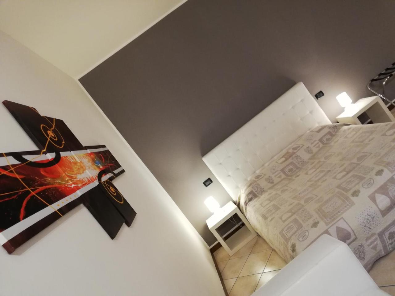 Residenza Ugo Bassi Bolonha Exterior foto